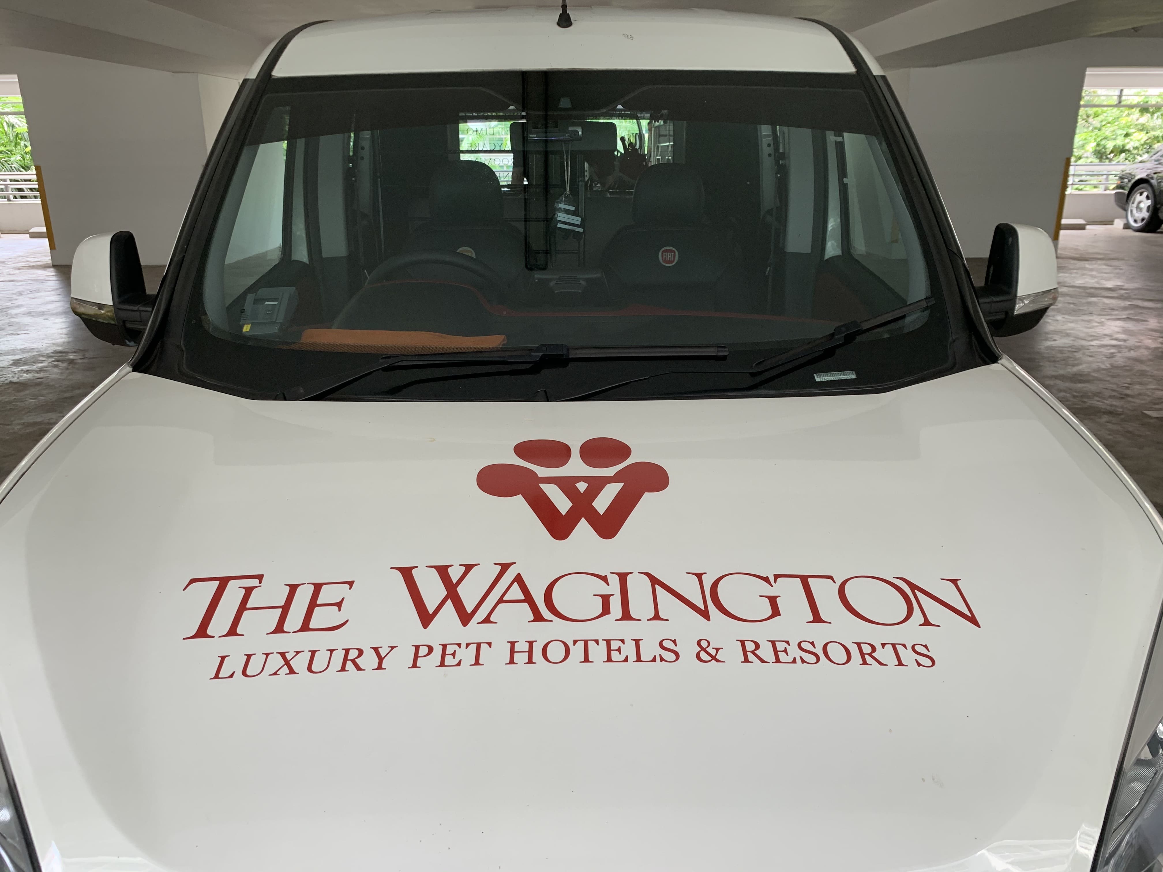 Pickup and Drop off Limo Service